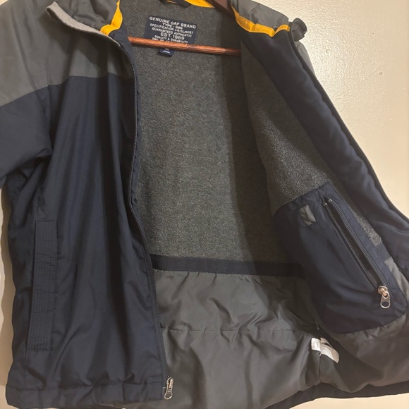 GAP Navy and Gray Kids Raincoat with Yellow Accents - Picture 4 of 7
